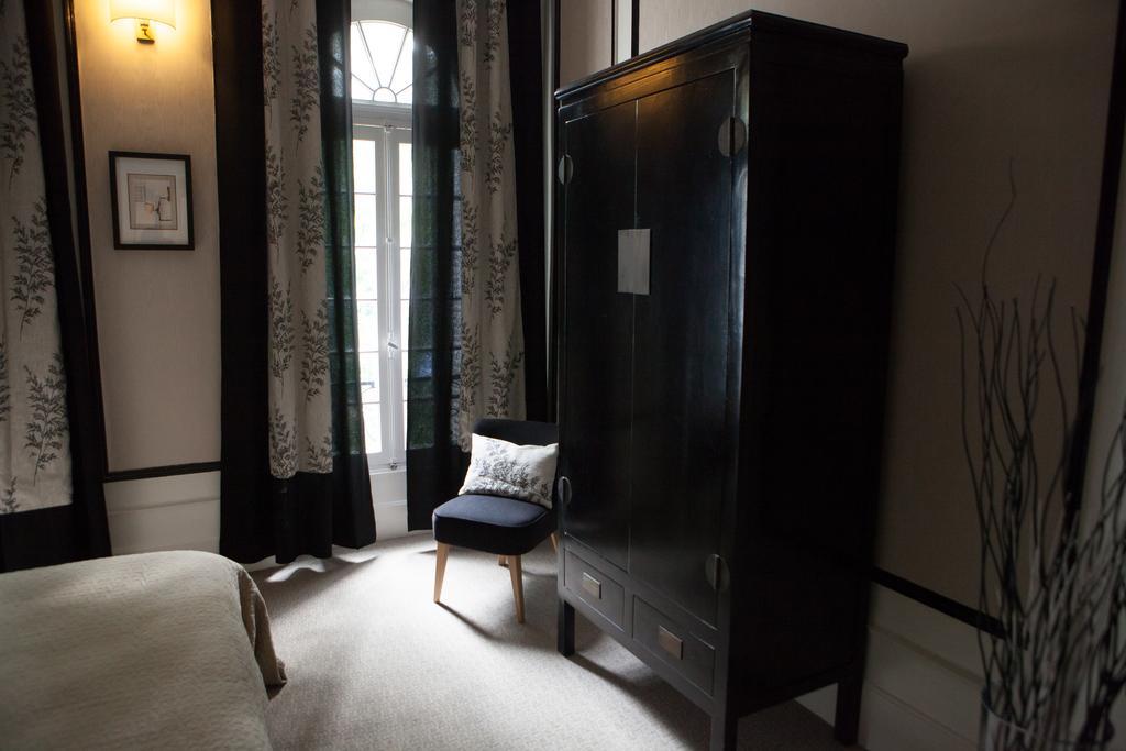 Chambres D'Hotes La Chartreuse Des Eyres Podensac Quarto foto